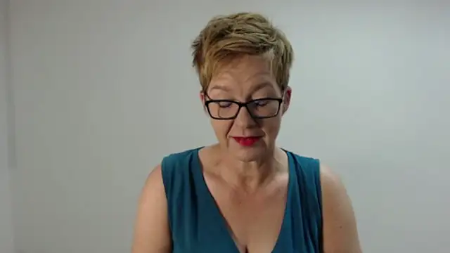 Sofie69Velvet online show from July 2026 07:39:01 AM