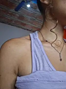 HelenHoltz online show from March 2026 02:42:02 PM