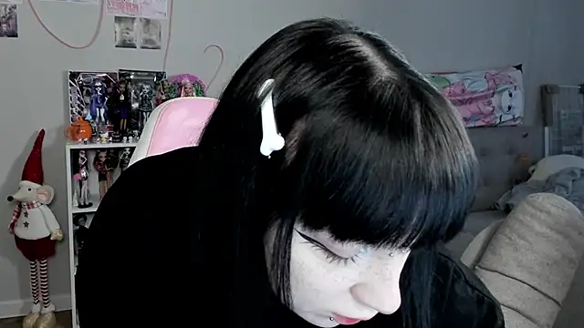 Snapshot of SweetieMollyy chatting on November 2025 09:53:02 AM SweetieMollyy online show from November 2025 09:53:02 AM