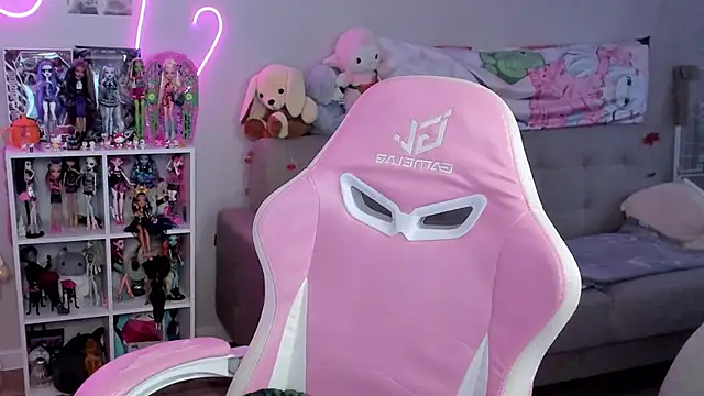 Snapshot of SweetieMollyy chatting on December 2025 10:13:02 AM SweetieMollyy online show from December 2025 10:13:02 AM