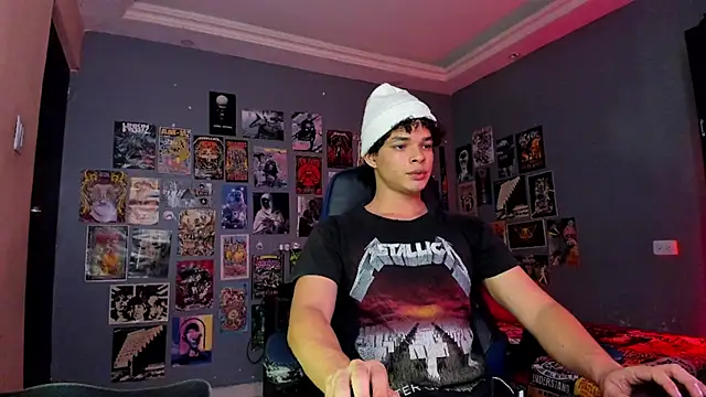 soy ian  online show from December 2024 06:59:01 AM