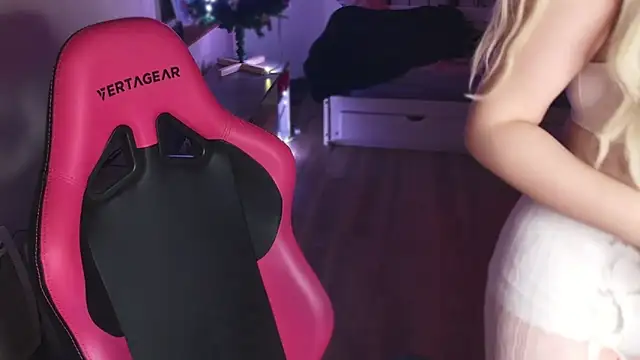 ce leste   online show from December 2024 04:51:01 PM