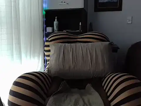 ChunkyMonkey007 online show from December 2024 01:25:01 AM