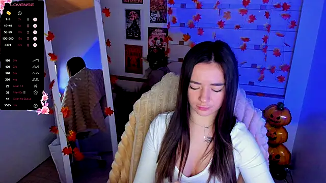 Bella XO online show from October 2025 06:47:01 AM