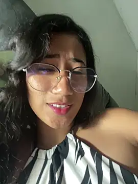 KaitlynLoveCam online show from November 2025 10:32:01 PM