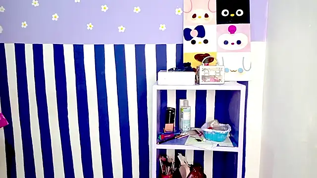 PetiteIvoryQueen19 online show from April 2026 05:32:02 AM