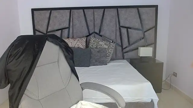 adhara cortez online show from February 2026 08:49:01 PM