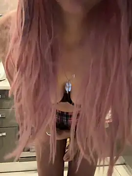 Snapshot of Porcella96 chatting on April 2026 08:31:02 AM Porcella96 online show from April 2026 08:31:02 AM