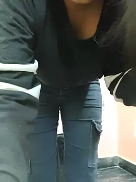 Ananya 34 online show from February 2026 03:49:02 AM