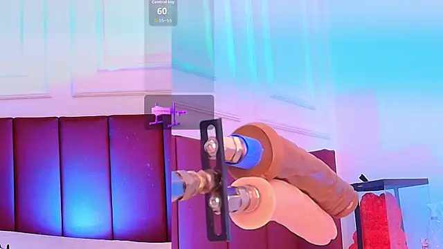 Luna monroe  online show from March 2026 04:32:01 PM