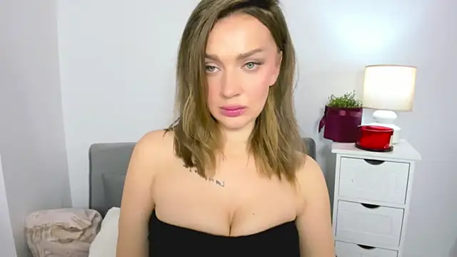 OliviaFantasy online show from January 2025 07:32:01 PM