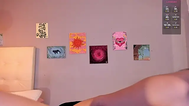 Maia W10 online show from April 2026 11:44:02 AM