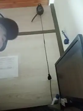 Snapshot of Aaronkiller chatting on May 2026 02:03:01 PM Aaronkiller online show from May 2026 02:03:01 PM