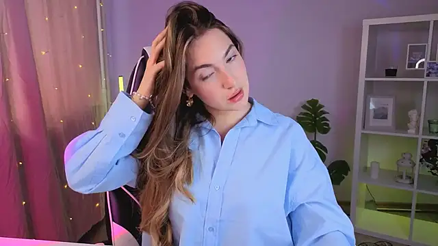 Snapshot of MelissaLovvv chatting on July 2026 03:39:01 AM MelissaLovvv online show from July 2026 03:39:01 AM
