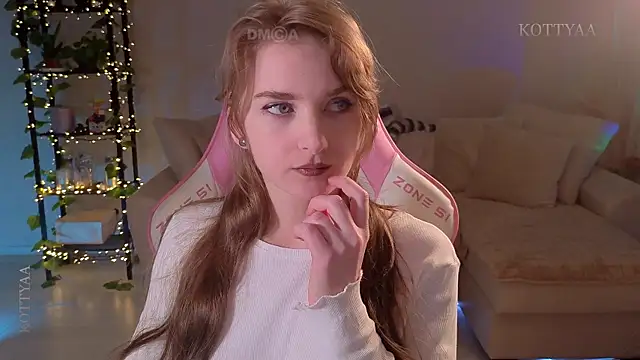 Snapshot of -Kottyaa- chatting on October 2025 12:53:02 AM -Kottyaa- online show from October 2025 12:53:02 AM