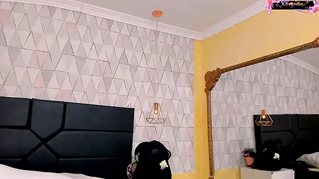 JustinePerry online show from April 2026 03:46:01 AM