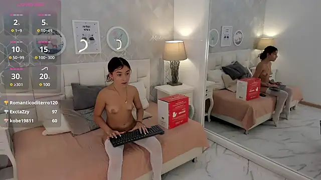 Candy5Girl online show from January 2025 01:42:02 AM
