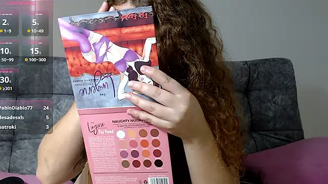 Mia fooxx  online show from December 2024 03:32:01 PM