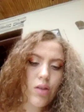 Mia fooxx  online show from November 2025 08:31:01 PM