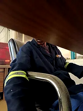 Dickson700 online show from December 2025 06:30:02 AM