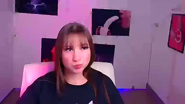 Evelina GG online show from December 2024 04:17:01 PM