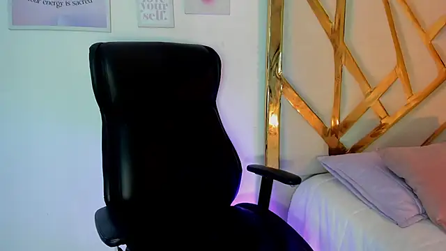 LanaJones  online show from December 2025 12:14:02 PM