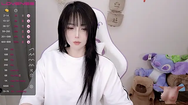 Snapshot of Vaness-a chatting on January 2025 05:55:02 PM Vaness-a online show from January 2025 05:55:02 PM