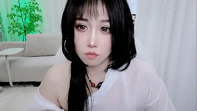 Snapshot of Vaness-a chatting on November 2025 03:19:02 PM Vaness-a online show from November 2025 03:19:02 PM