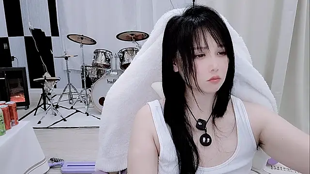 Vaness-a online show from April 2026 09:39:33 PM