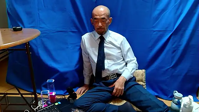 Snapshot of heita_omori chatting on November 2025 06:30:01 AM heita omori online show from November 2025 06:30:01 AM