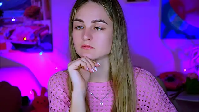 DeboraLarson online show from February 2025 04:25:01 AM