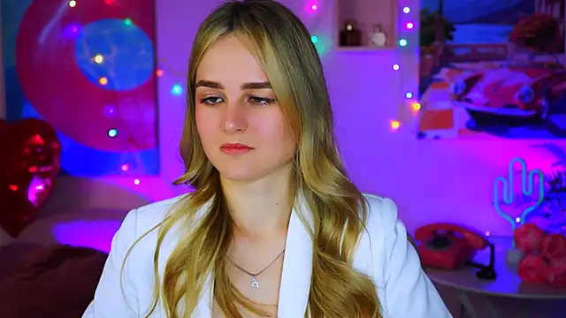 DeboraLarson online show from March 2025 03:47:01 AM