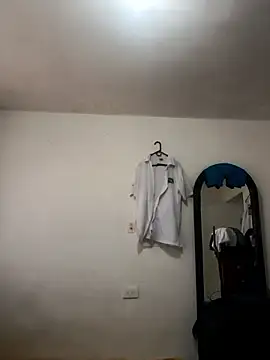 ashley  foxx  online show from January 2026 12:29:01 PM