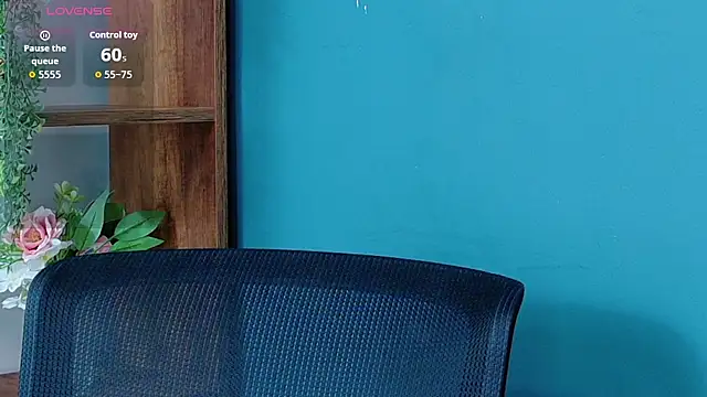 Snapshot of Harper-Avary chatting on February 2026 03:46:02 PM Harper-Avary online show from February 2026 03:46:02 PM