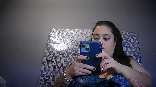 tillymarie34 online show from December 2024 04:49:01 PM