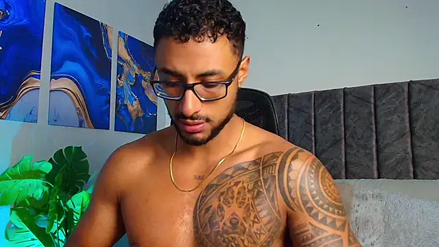 LiamGarcia1 online show from September 2025 01:45:01 PM