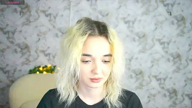 Ashley S online show from April 2026 10:11:02 PM