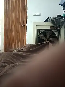 pintuS40 online show from October 2025 02:12:02 AM