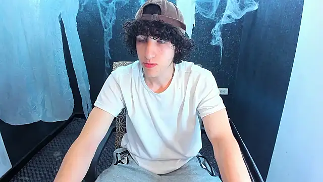 Kerverr  online show from October 2025 02:54:01 PM