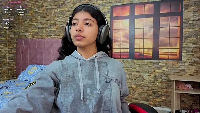 viktorya xue online show from October 2025 11:21:01 AM