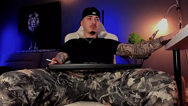 uptomatty online show from February 2026 08:02:02 AM