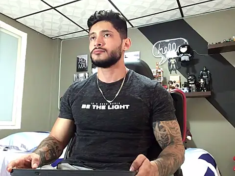 marcel crawford96 online show from March 2025 05:17:02 PM