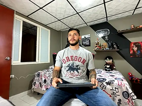 marcel crawford96 online show from September 2025 01:49:01 PM