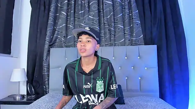 nova sex01 online show from February 2025 04:04:01 AM