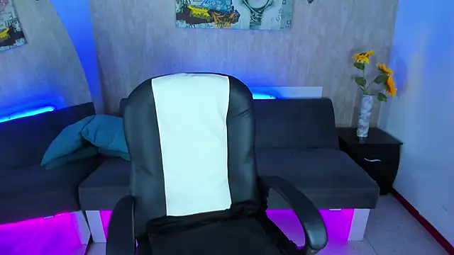 nova sex01 online show from February 2026 07:17:01 AM