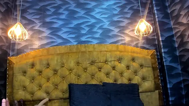 NahomiFireSex online show from April 2026 05:22:01 AM