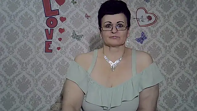 Snapshot of PaulaGolden chatting on December 2024 03:22:02 PM PaulaGolden online show from December 2024 03:22:02 PM