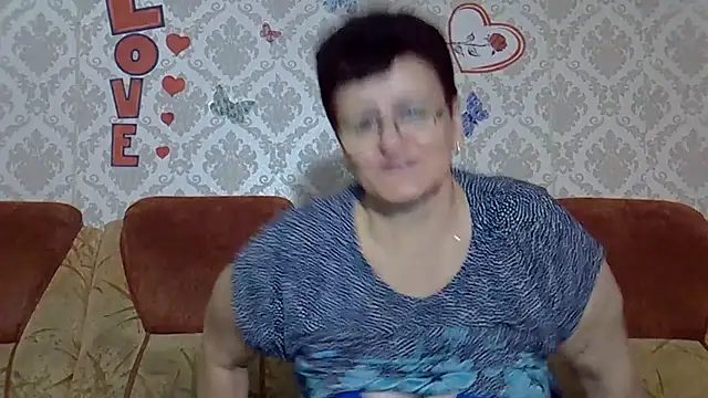 Snapshot of PaulaGolden chatting on October 2025 11:09:01 AM PaulaGolden online show from October 2025 11:09:01 AM