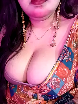 Suhanakhan00 online show from March 2026 07:15:01 AM