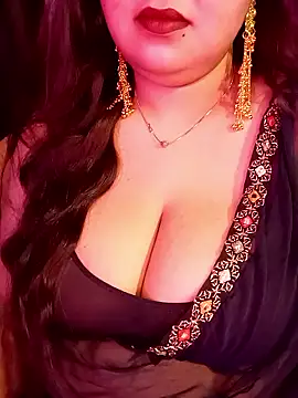 Snapshot of Suhanakhan00 chatting on April 2026 10:41:02 AM Suhanakhan00 online show from April 2026 10:41:02 AM
